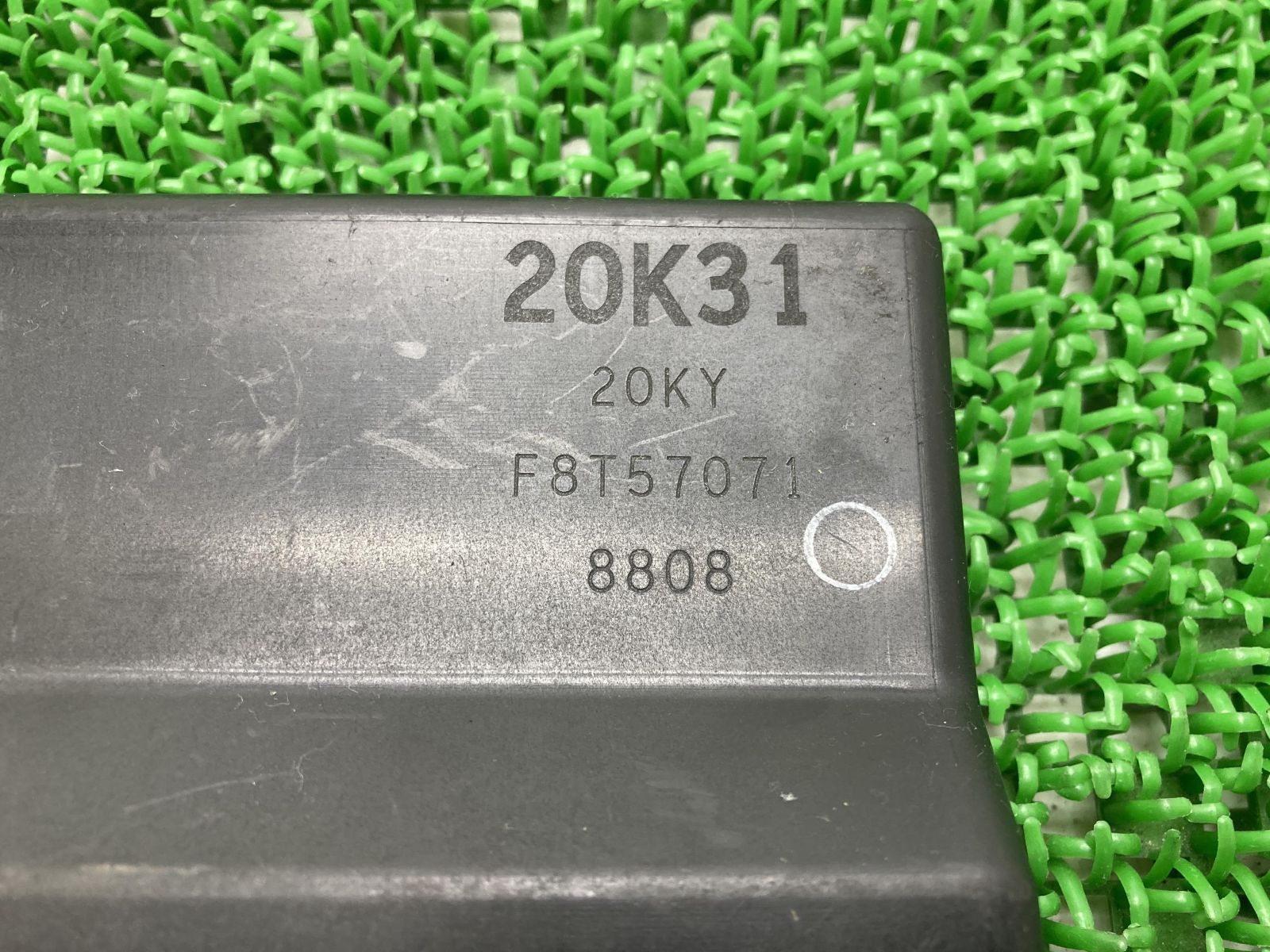 GSX-250R ECU DN11A スズキ 純正 中古 バイク 部品 ECM スパーク