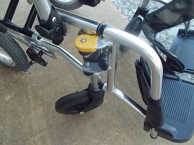  一部地域を除く 介助式車椅子スキット SKT-2 TS-25-1017-05 介助用車椅子 車椅子