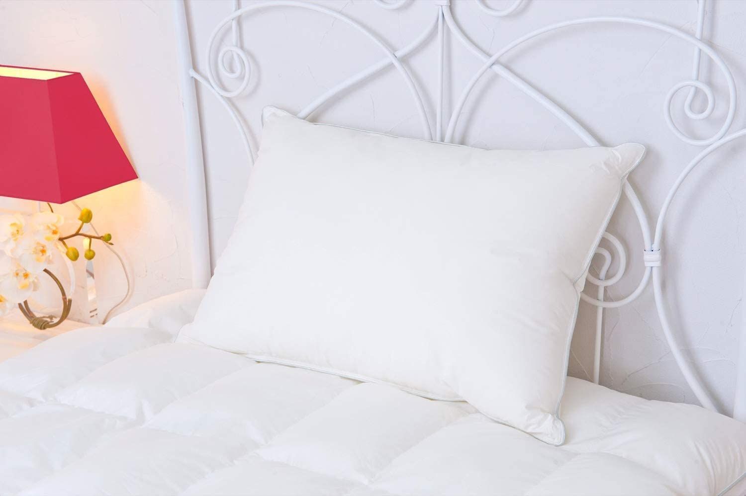 プレミアサテンピローカバー付 ホワイト