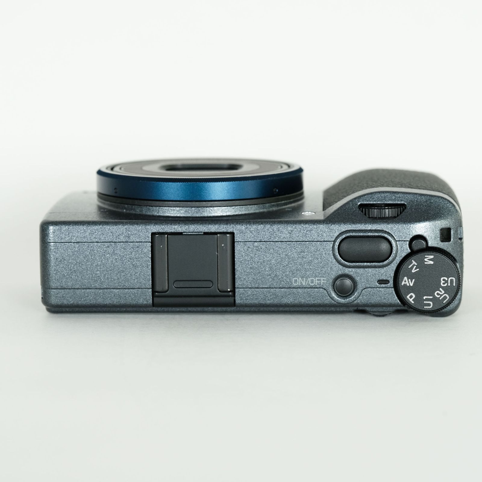 美品｜シャッター数2,000回｜バッテリー2個付] RICOH GR IIIx Urban