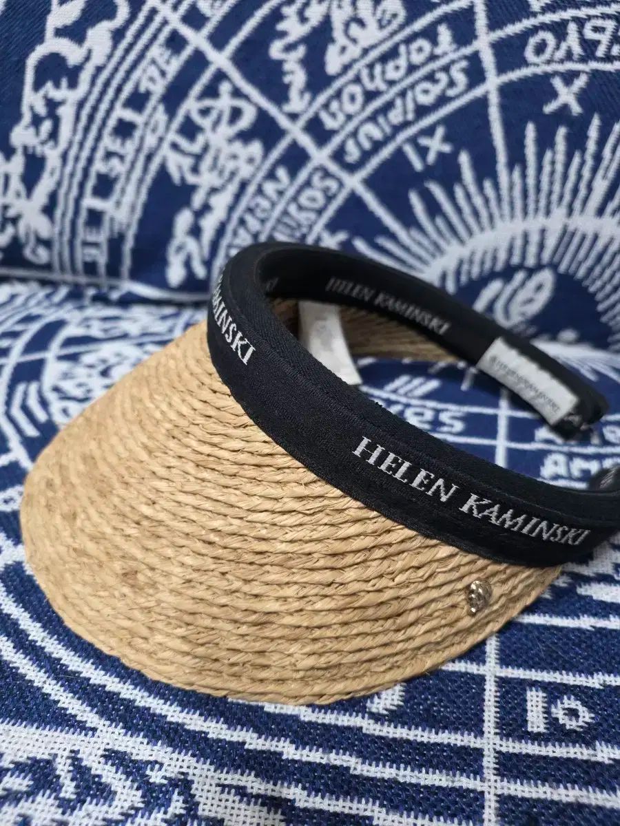 ヘレンカミンスキー Blaise ナチュラル×ブラック ヘレンカミンスキー