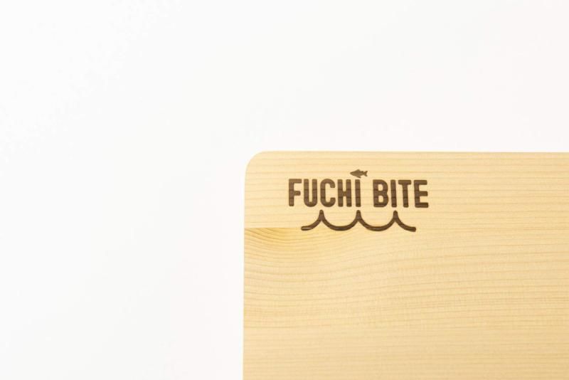 FUCHIBITE青森ヒバスケール付きまな板