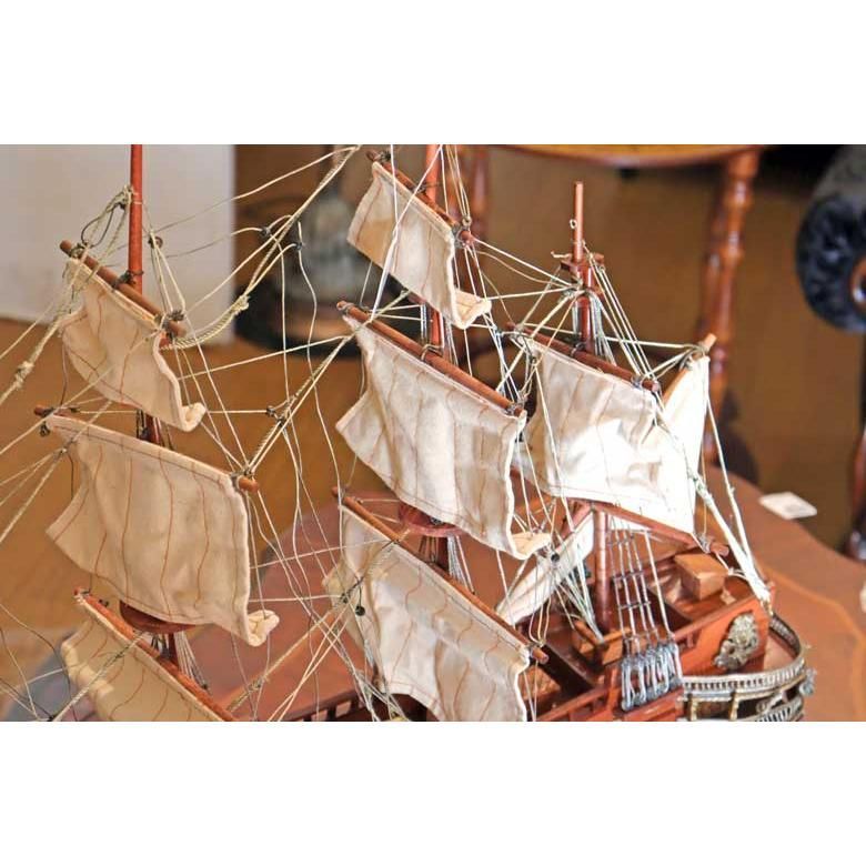 帆船 ロワイヤルルイ フランス  軍船 モデルシップ ROYAL LOUIS エレール 1⁄200 帆船 ロイヤル ルイ プラモデル FF0892