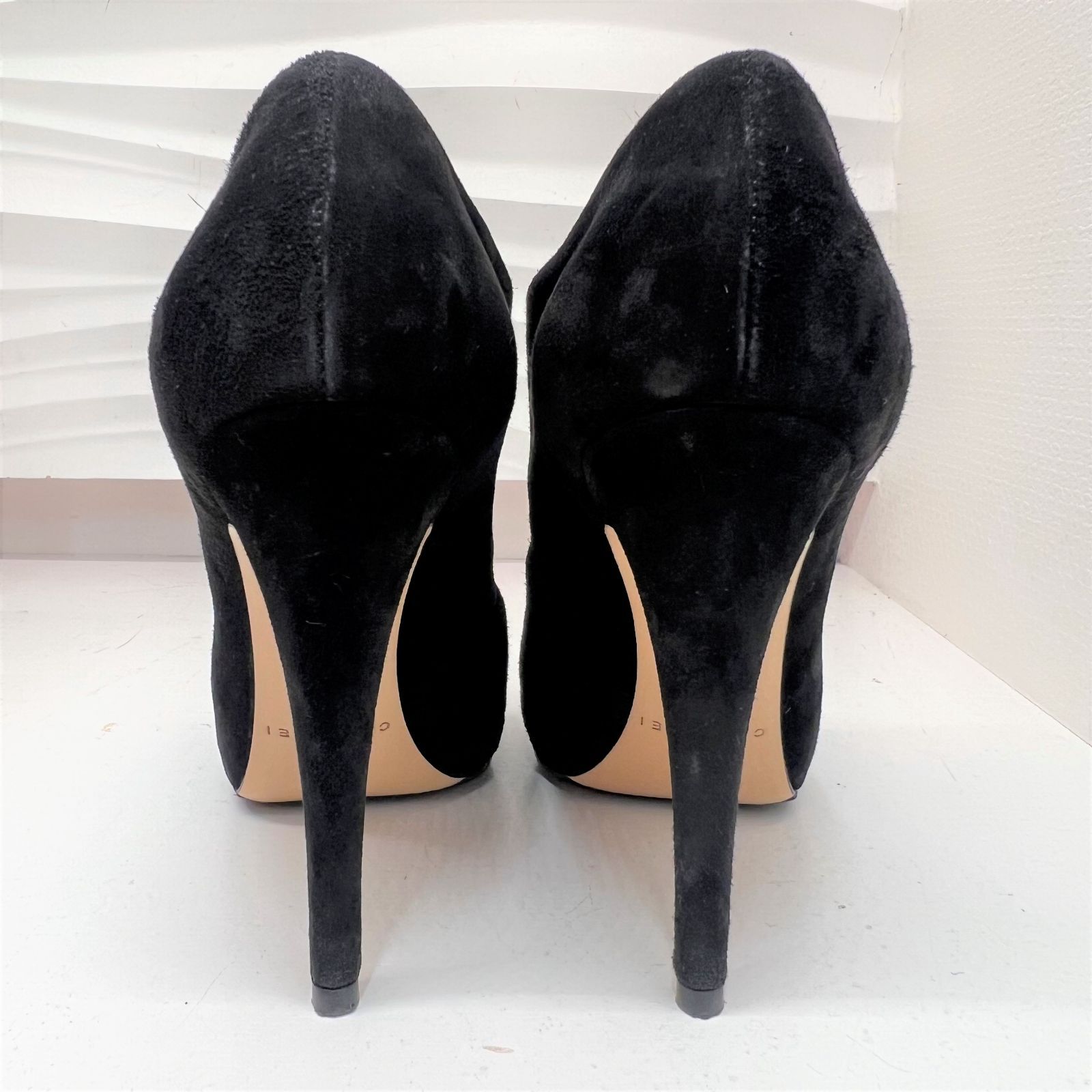 CASADEI カサディ パンプス スエード サイズ:6 ブラック - メルカリ 