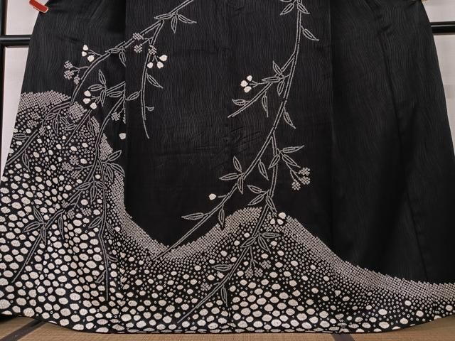 平和屋着物○訪問着 絞り 草花文 黒地 ますいわ屋扱い 正絹 逸品