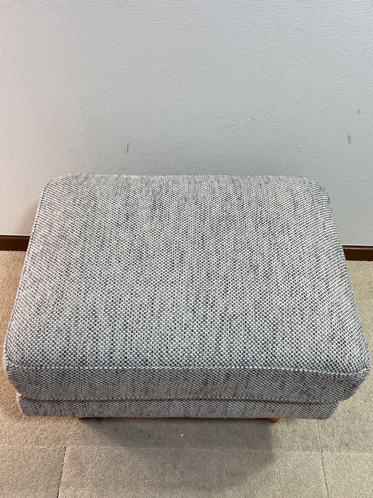 unico BOERUM ボアラム オットマン スツール グレーファブリック