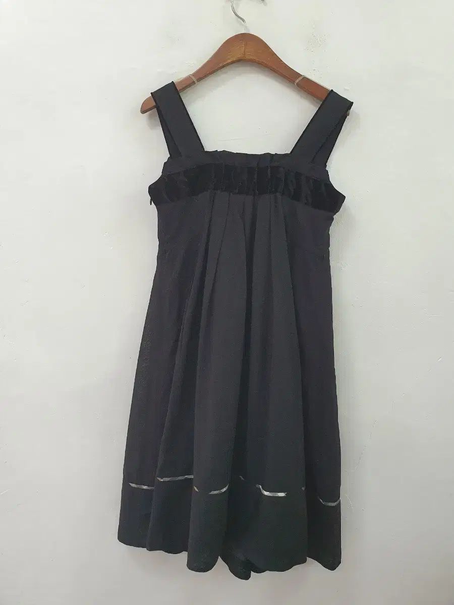 ブラックバーバリー ブルーレーベル ワンピース 黒 バーバリーブルー