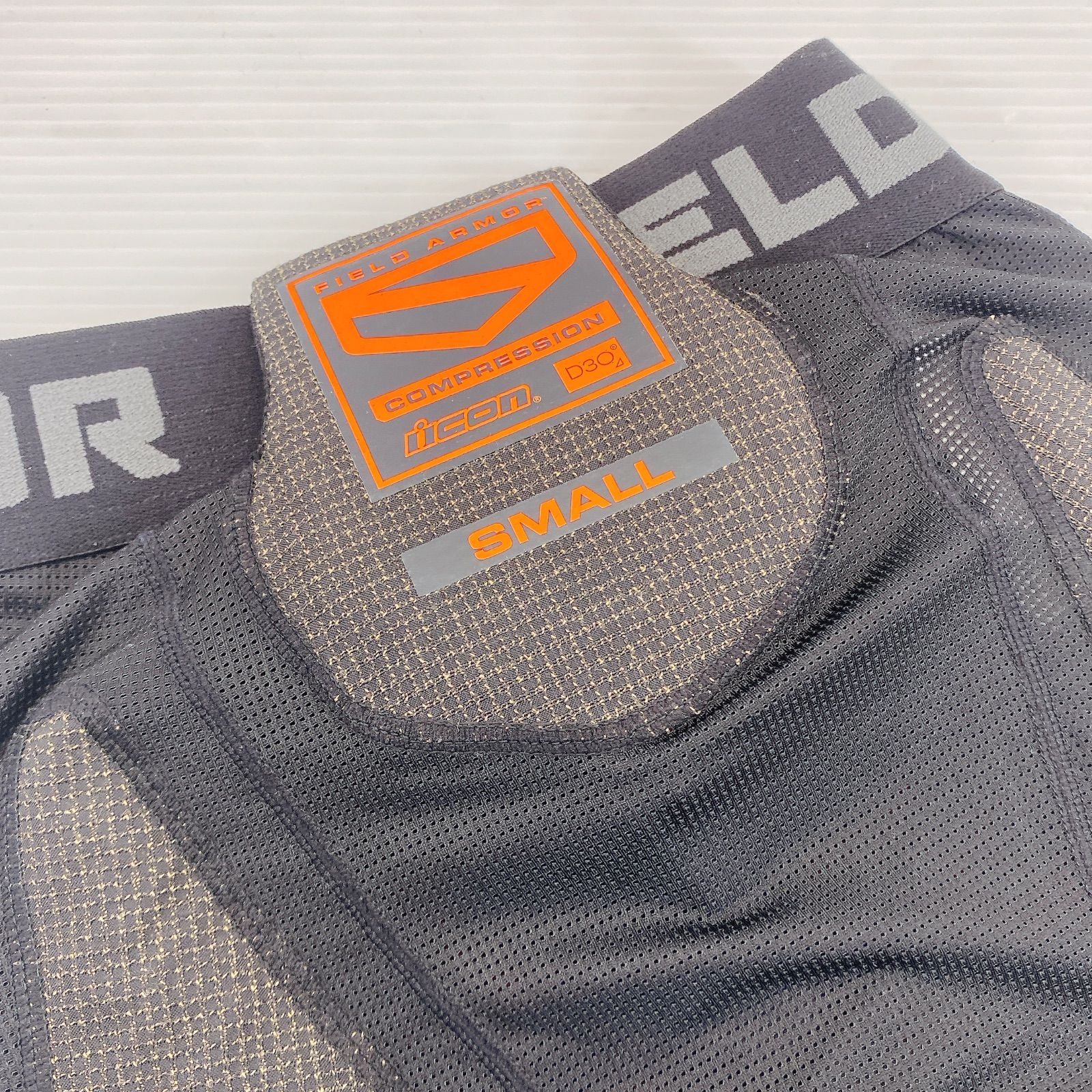 フィールド アーマーコンプレッション