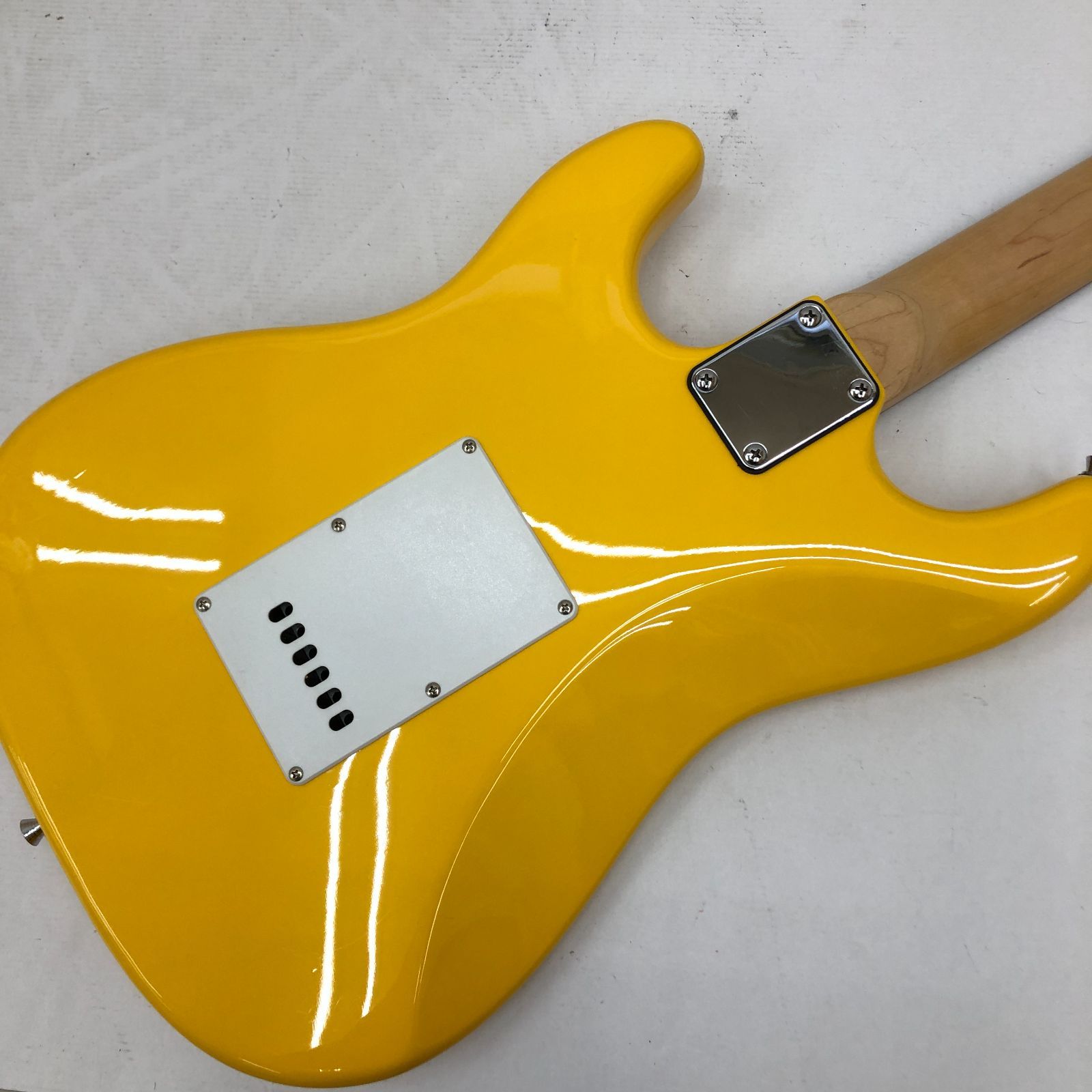 Selder（セルダー）　エレキギター　イエロー 03m1465 【音出し確認済】SELDER エレキギター セルダー ストラト