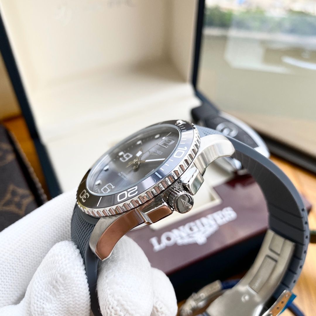 LONGINES 康?斯系列