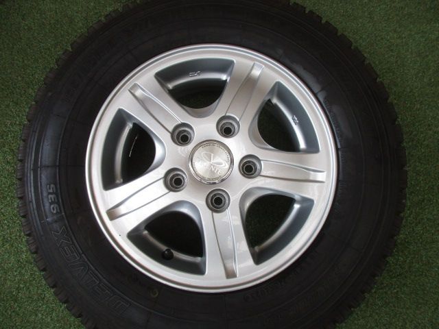 み ヴィセンテ 165 80R13LT スタッドレスタイヤ４本SET ライトエース タウンエース 純正13インチ装着車