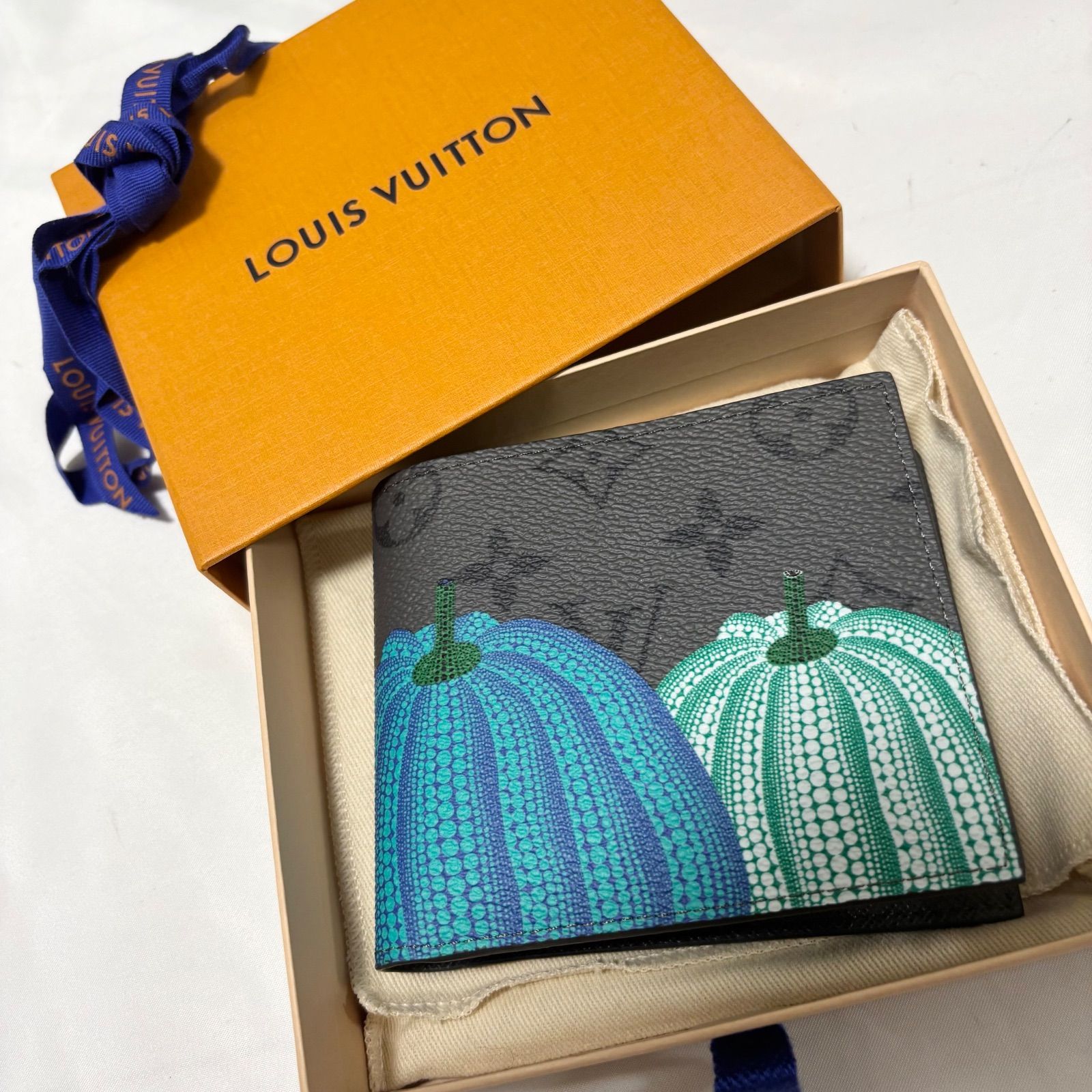 Louis Vuitton ルイヴィトン 二つ折り財布 ウォレット サイフ モノグラム 草間彌生 コラボ グレー かぼちゃ パンプキン