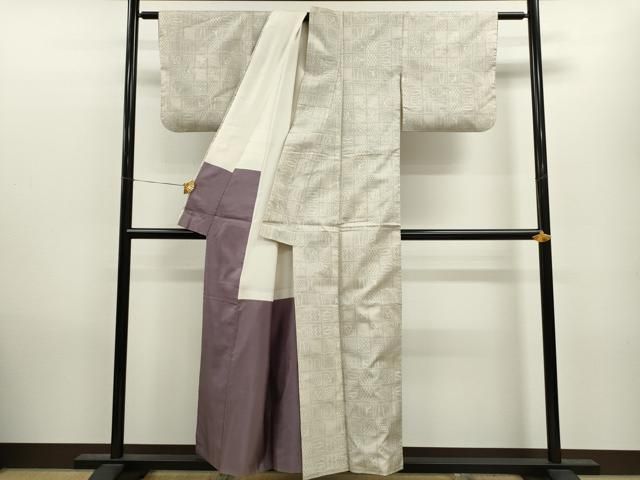 平和屋着物○本場大島紬 白大島 7マルキ 吉祥文 正絹 逸品 CAAV9370ze  