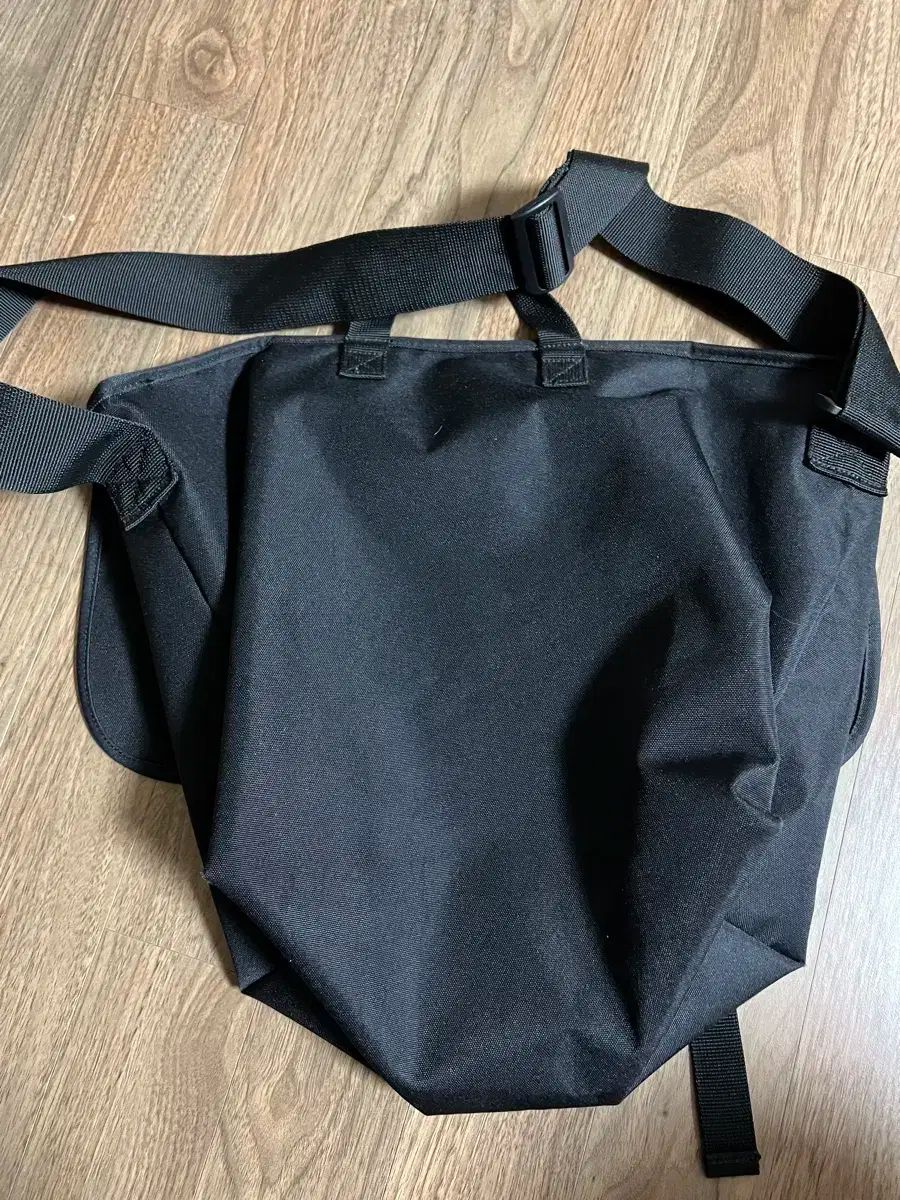 フォッシルバッグ メッセンジャーバッグ