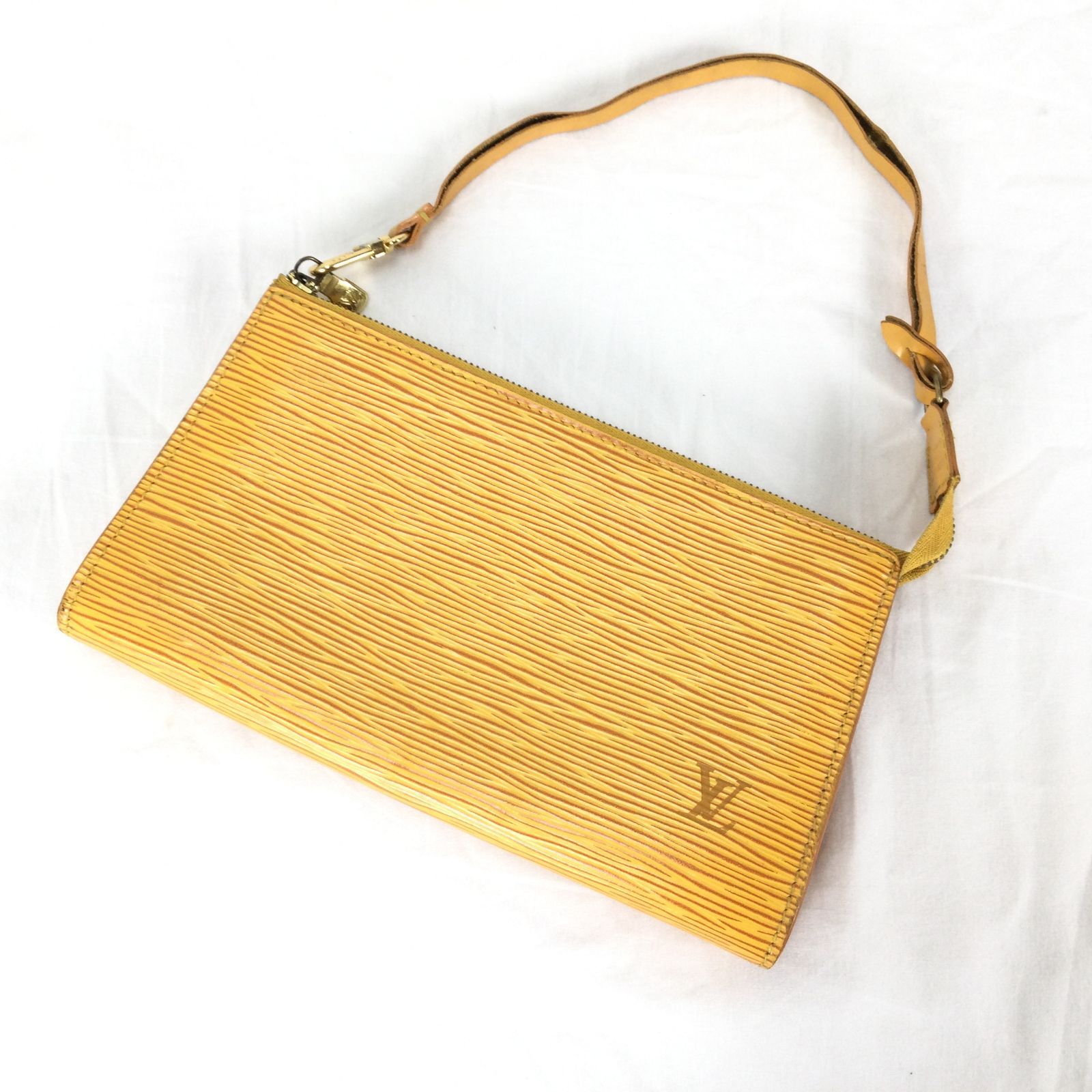 LOUIS VUITTON ルイヴィトン エピ 黄色 イエロー系 ポシェット