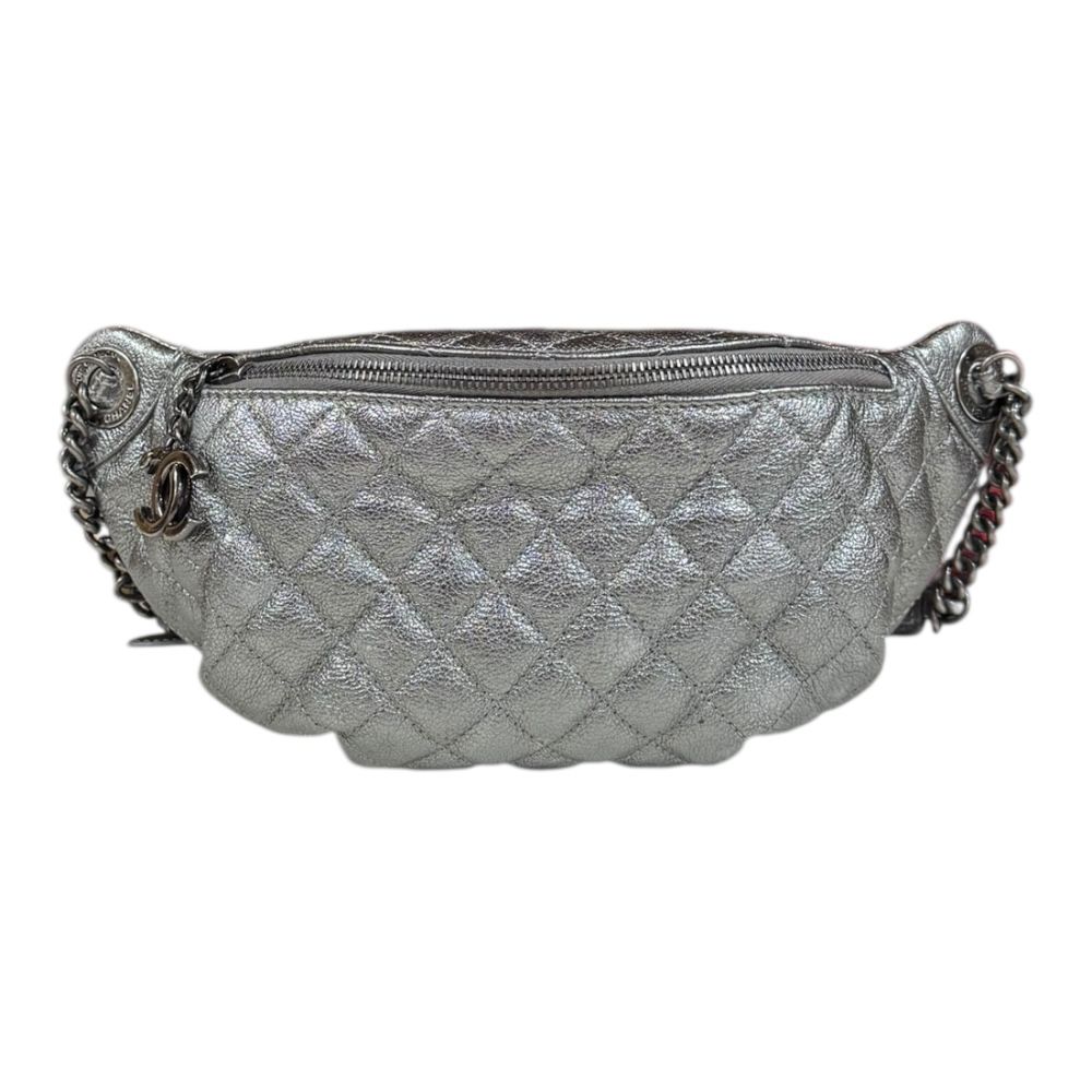 シャネル マトラッセ ボディバッグ レザー A94102 シルバー レディース CHANEL シャネル