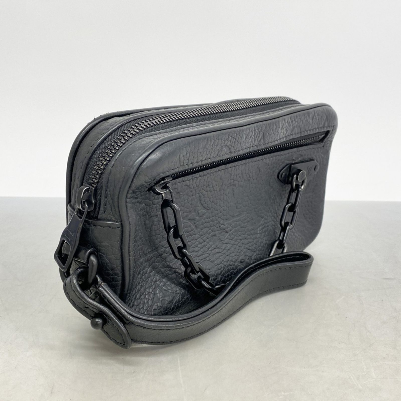 Vuitton