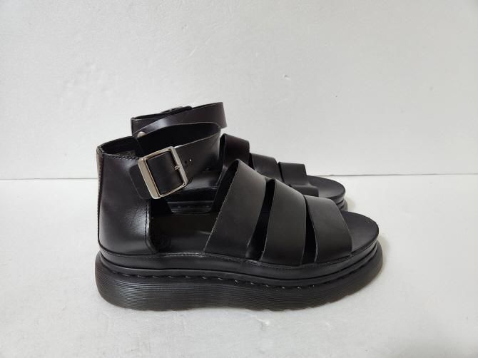 【雷市場（ポンジャン）商品韓国直送】DR. MARTENS(ドクターマーチン) メンズ サンダル 260