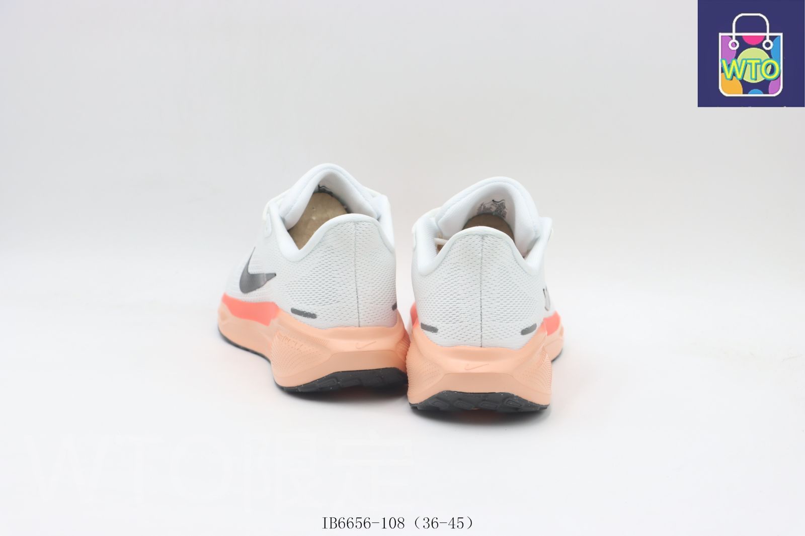 Nike ランニングシューズ ホワイト/オレンジ　サイズ26センチ 楽天市場】ナイキ ランニングシューズ 白（カラーオレンジ）の通販
