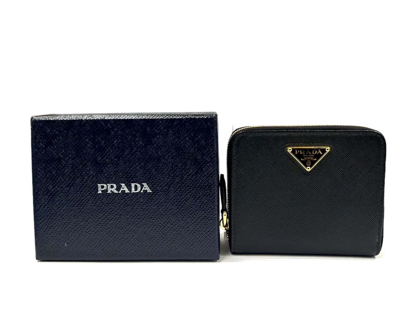 PRADA 二つ折り財布 コンパクト ウォレット サフィアーノ レザー ブラック