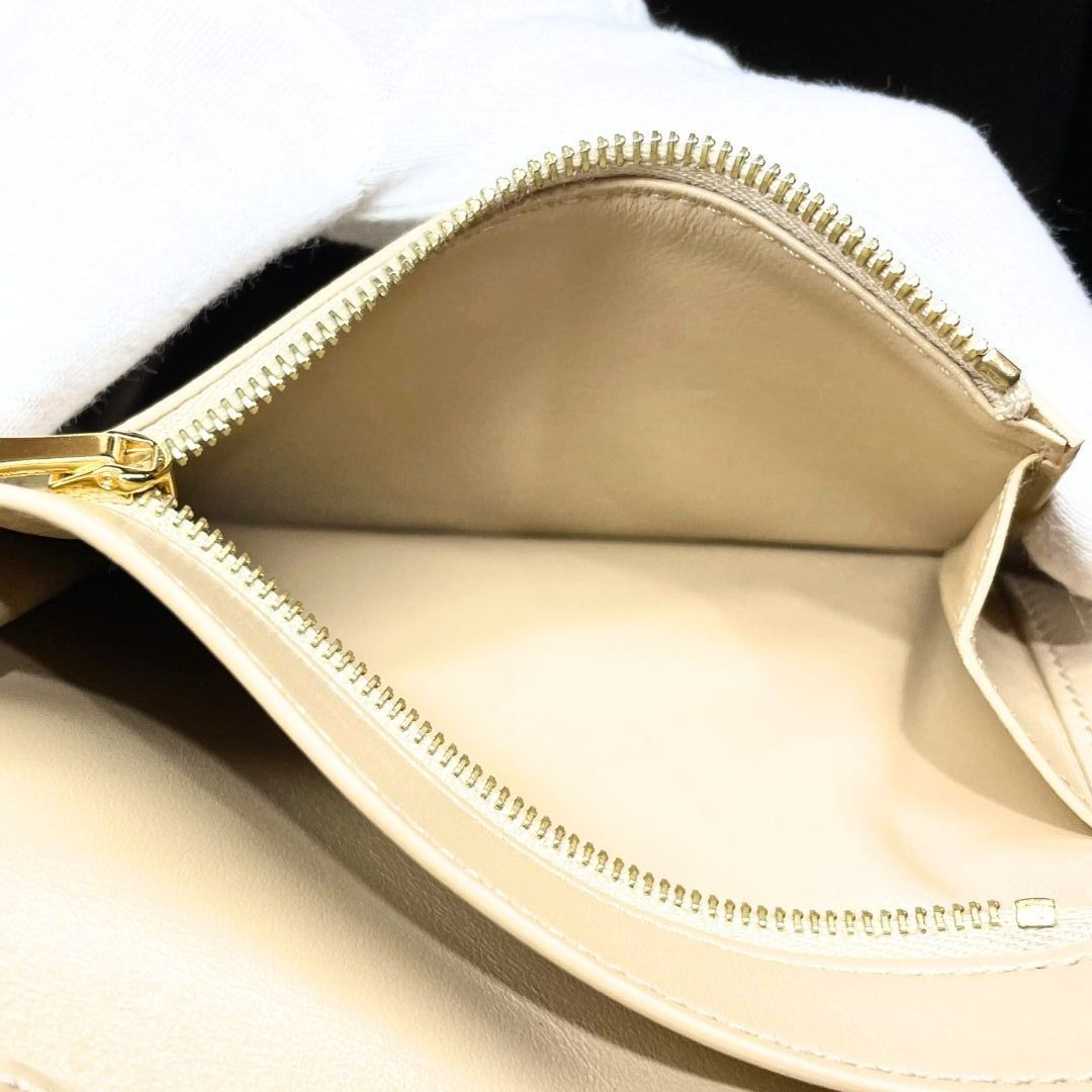 CELINE セリーヌ ミディアム ストラップウォレット 二つ折り 財布 バイ
