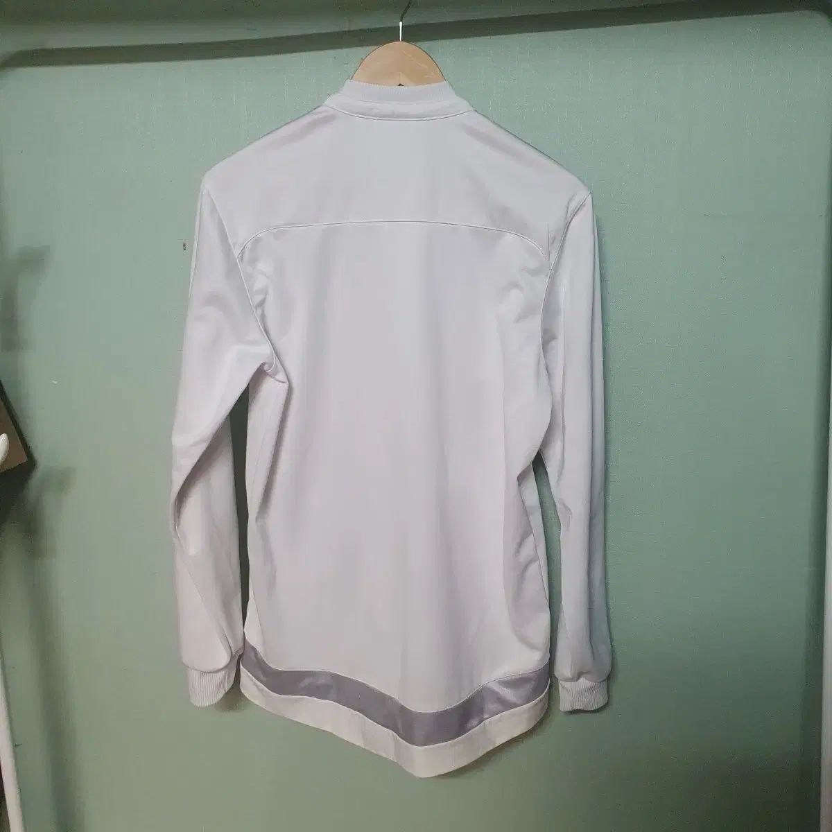 アディダス ルマドリード