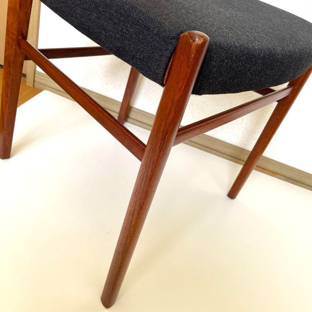 カリモク 食堂椅子ダイニングチェア ウォールナット無垢 座面布張り