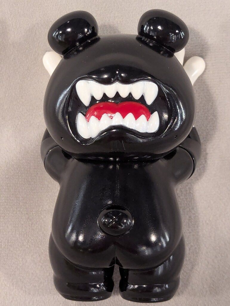 GRAPE BRAIN/zoo toys どんぐり ZOO BEAR 黒成型/白 アウトレット