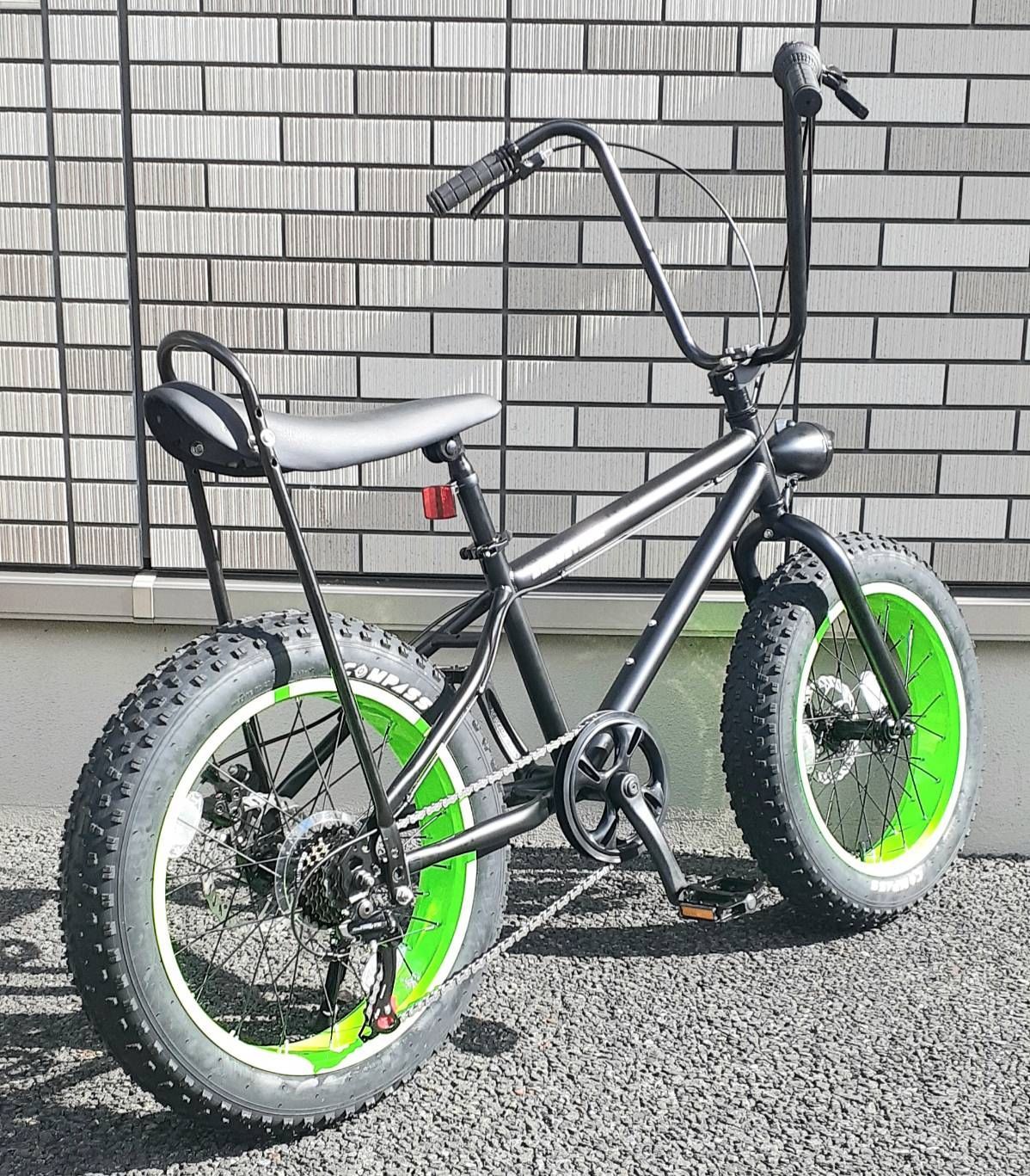 送料込 極太タイヤ自転車 ファットバイク 20インチグリーン 日本