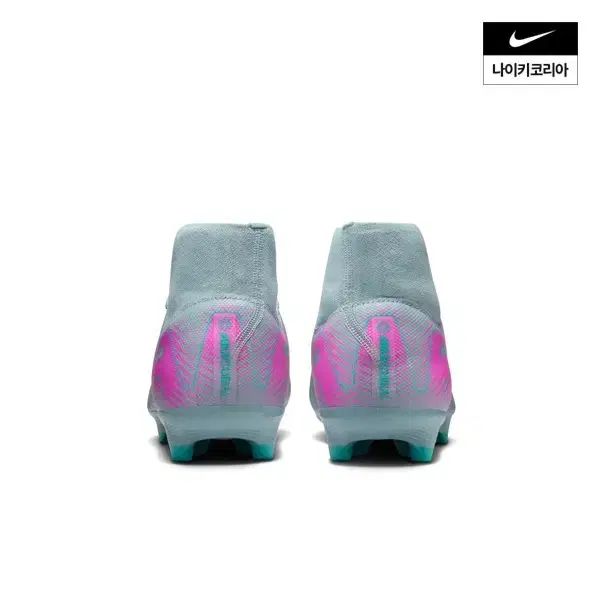 サッカーシューズ