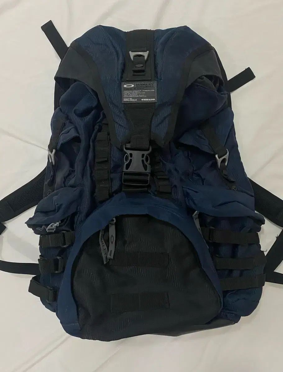 たくと出品 OAKLEY(オークリー) タクティカル フィールド 歯車 リュック リュック