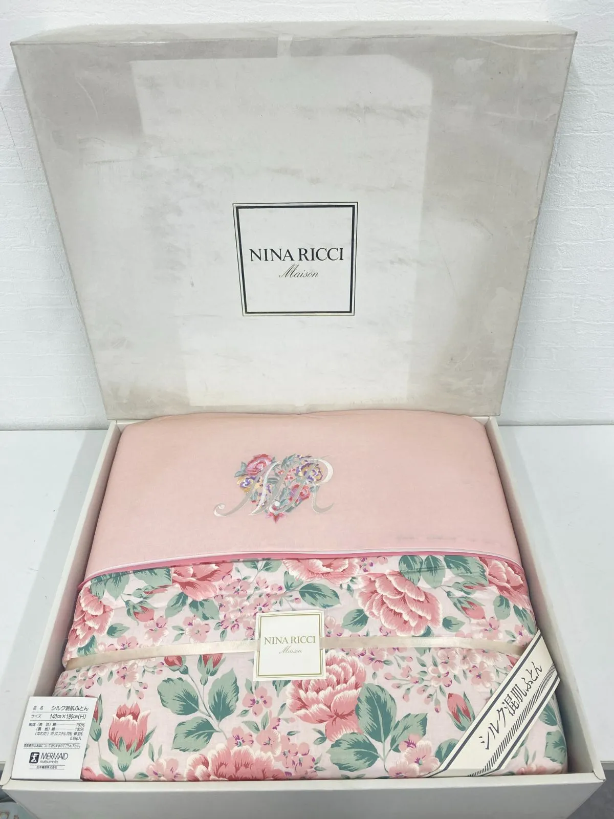 2025年最新】NINA RICCI 掛け布団の人気アイテム - メルカリ