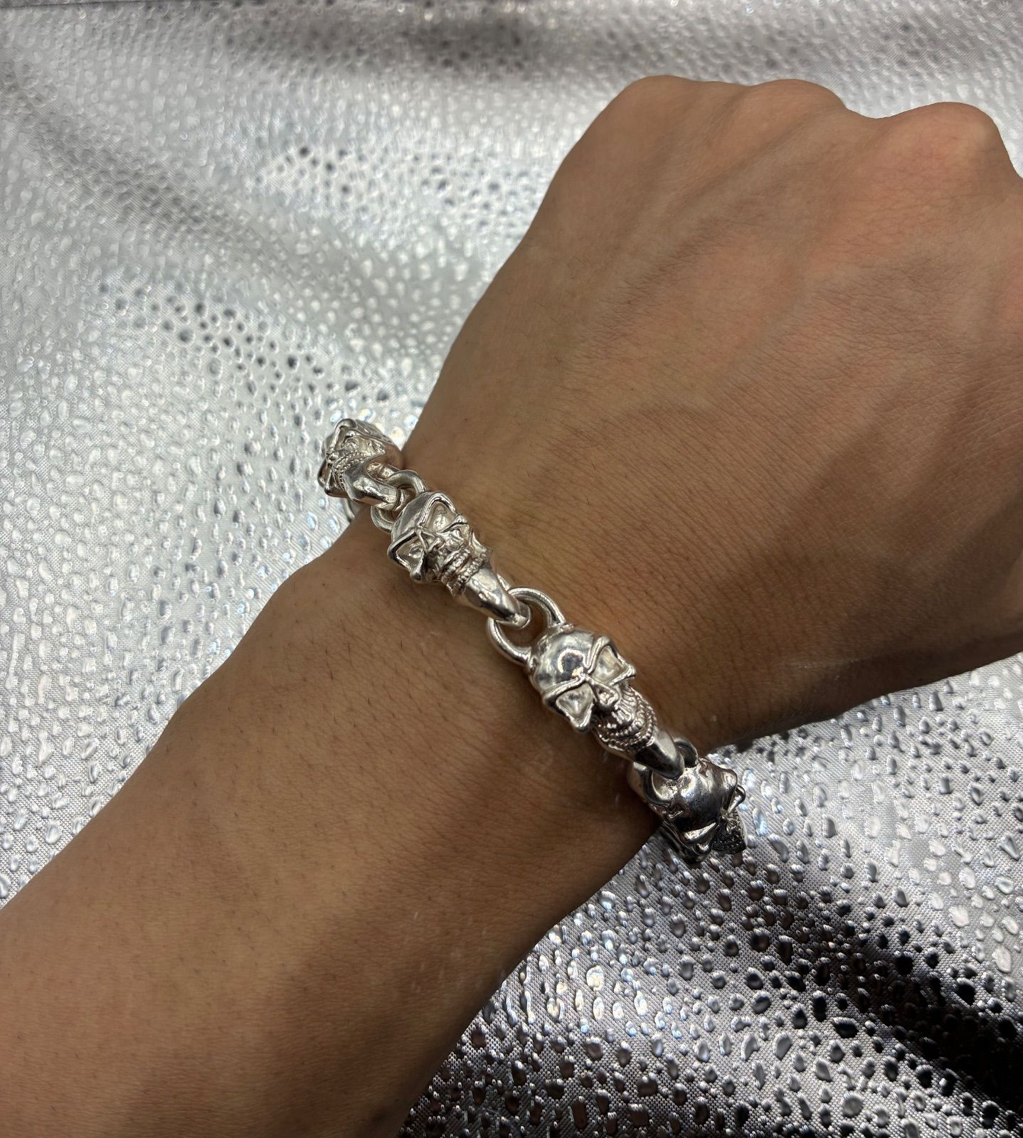 【レア・極美品】ハーレーダビッドソン　ブレスレット　バングル　白頭鷲　スタッズ レア・極美品】ハーレーダビッドソン ブレスレット バングル