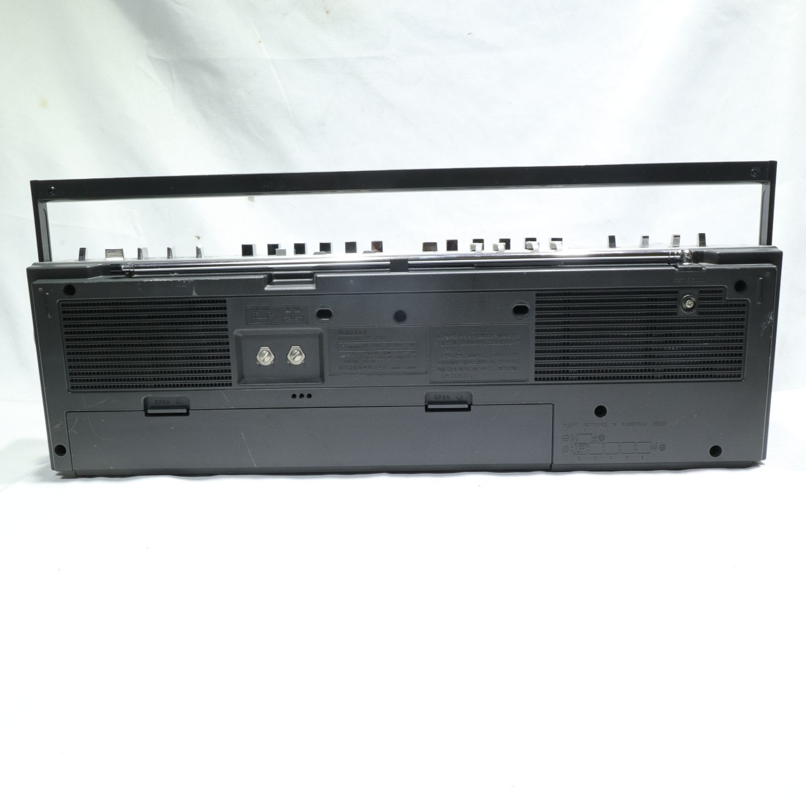 ダブルラジカセ