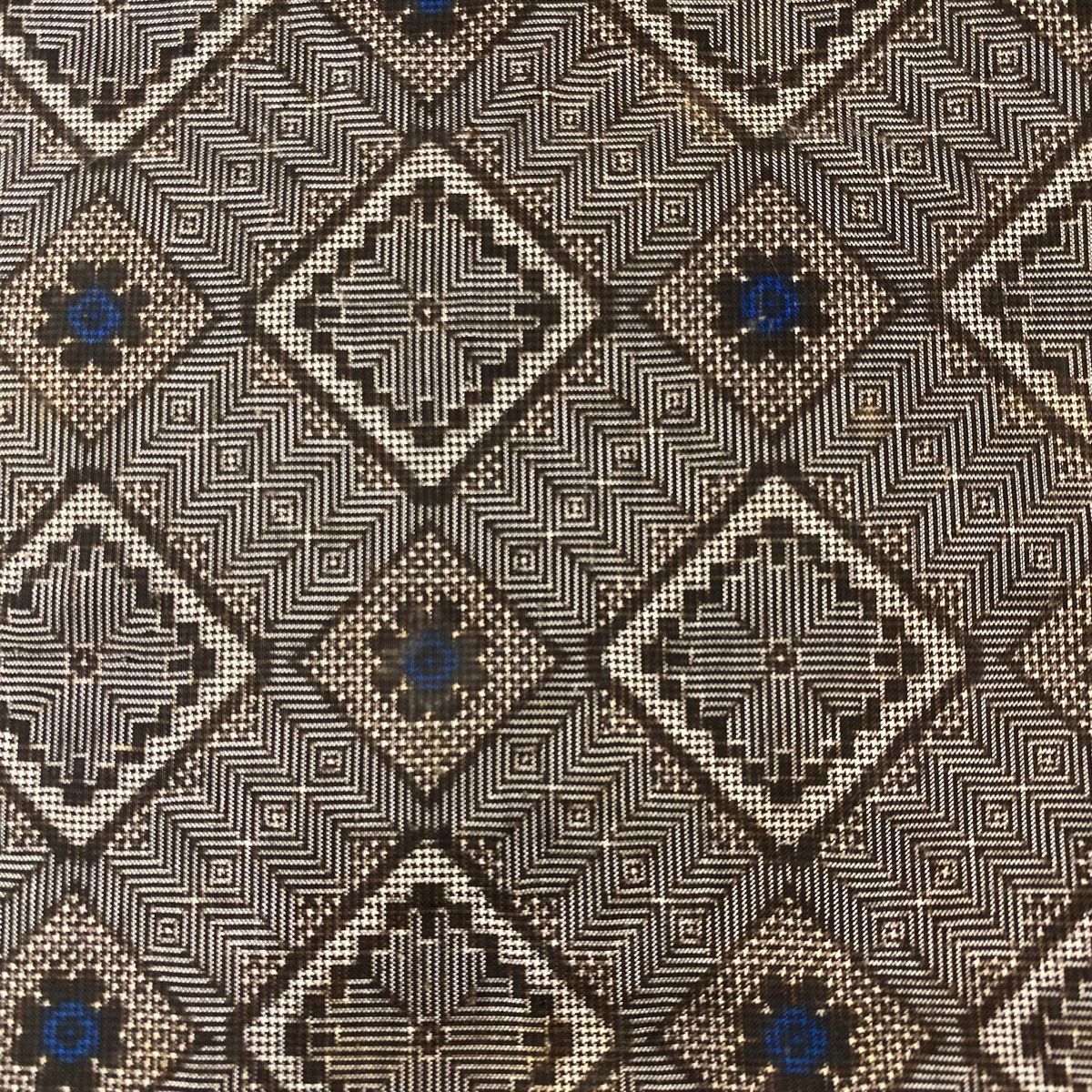 反物 大島紬 証紙 菱 華文 焦茶色 正絹