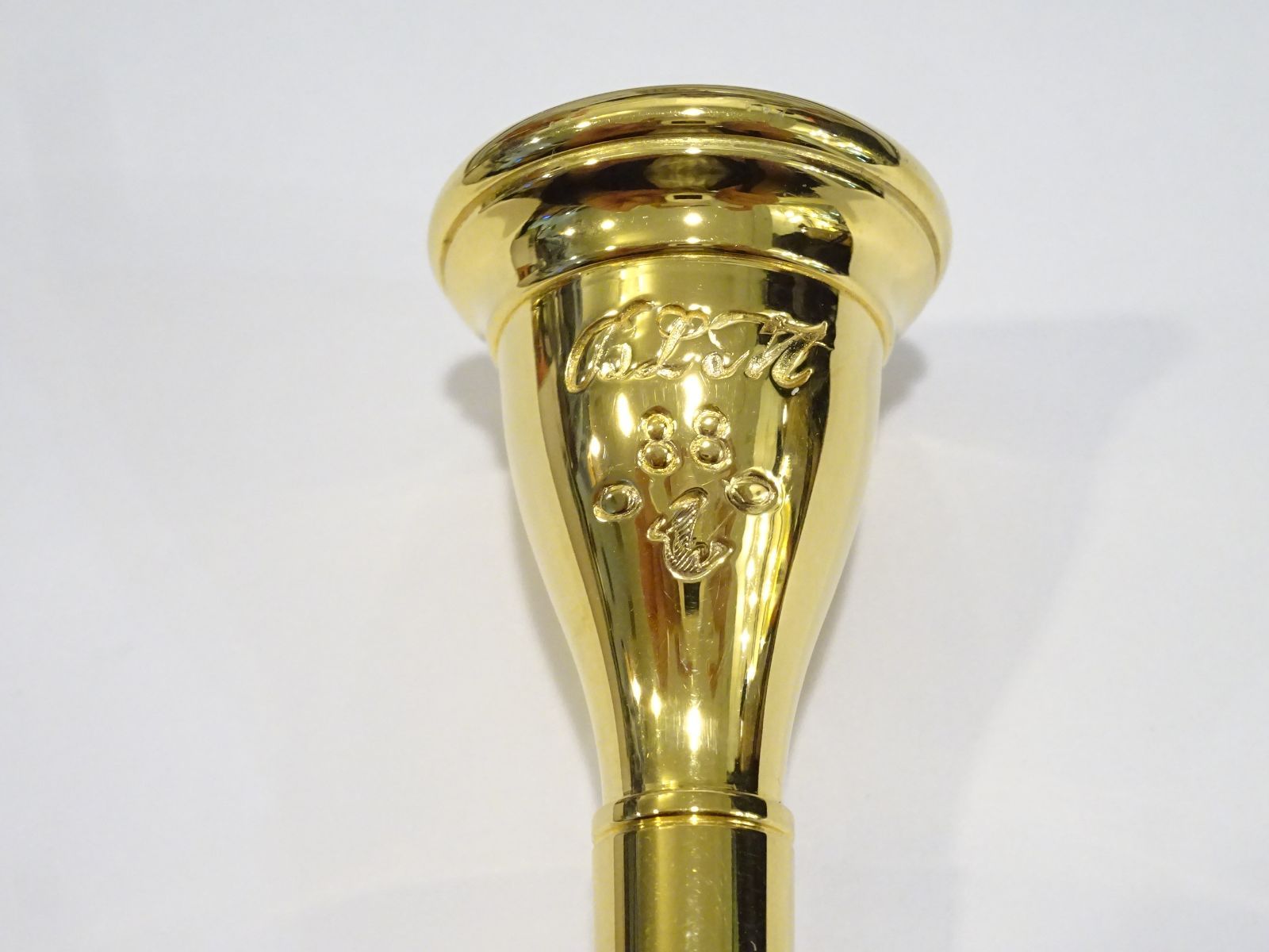 アトリエMOMO 岸上モデル ブラスラボモモ Brass Lab. MOMO ホルン用マウスピース 岸上穣モデル88