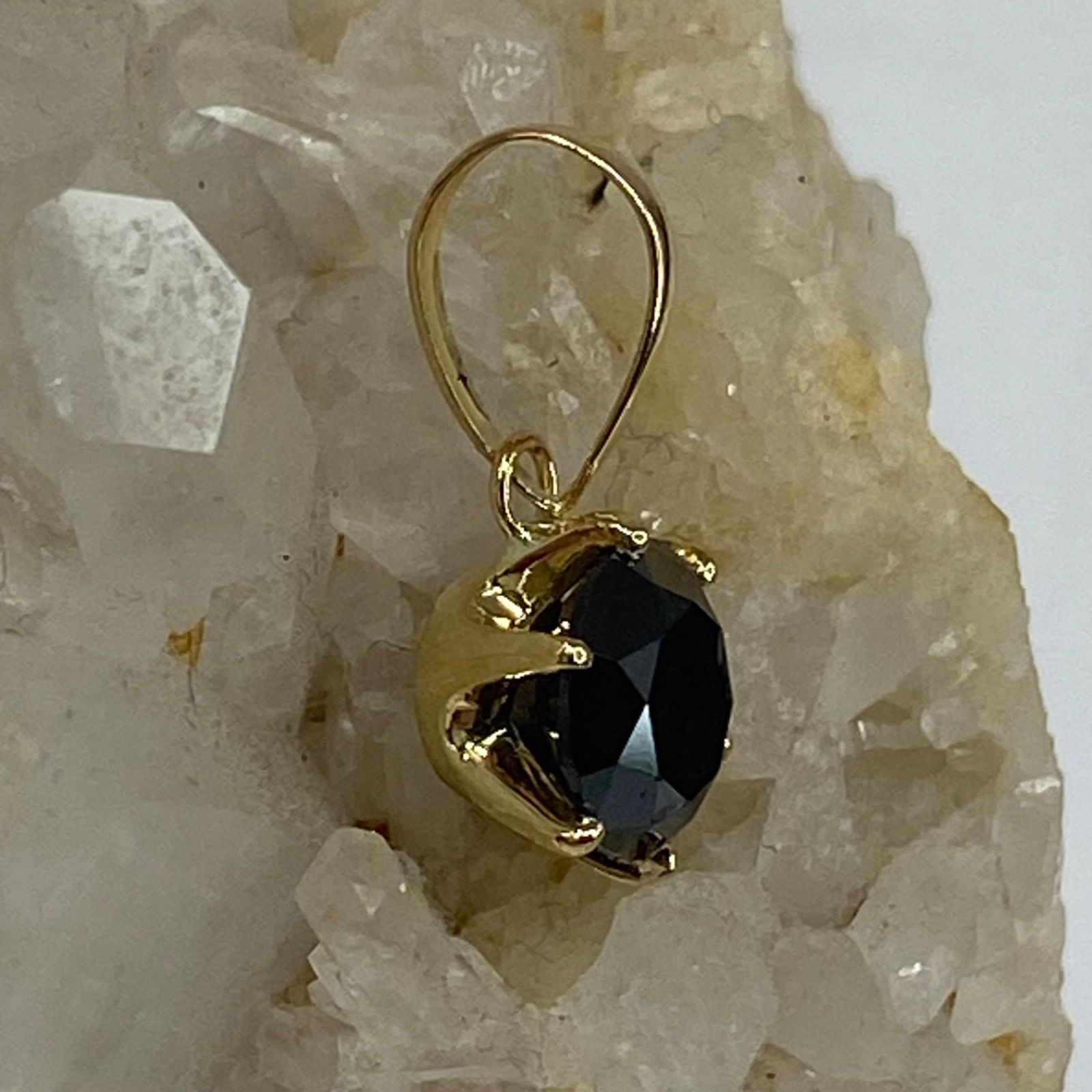 k18YG AU750 18金 ブラックダイヤモンド 0.9ct - メルカリ