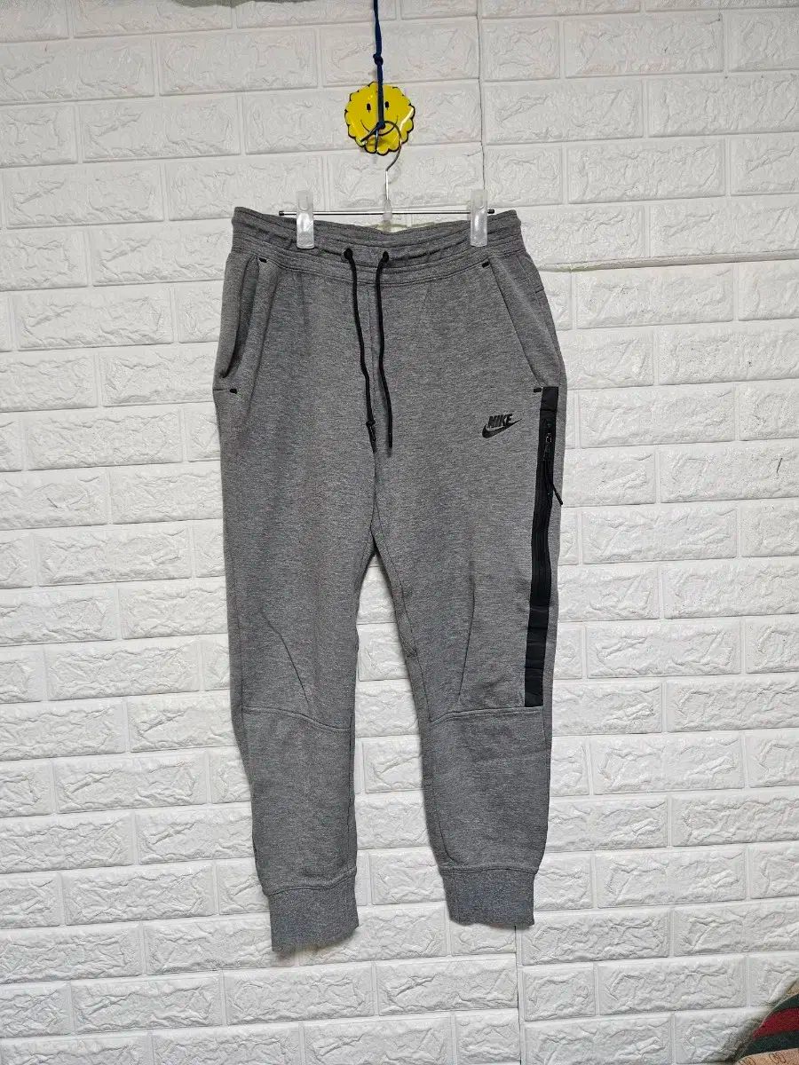レア ほぼ未使用 NIKE スウォッシュ 刺繍 ジョガー フリース テック 楽天市場】ナイキ NIKE パンツ メンズ USA スウッシュ テック