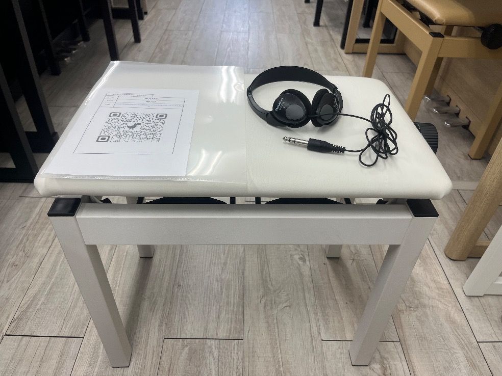 ☆76595【電子ピアノ】ROLAND HP702WH 19年製 - メルカリ