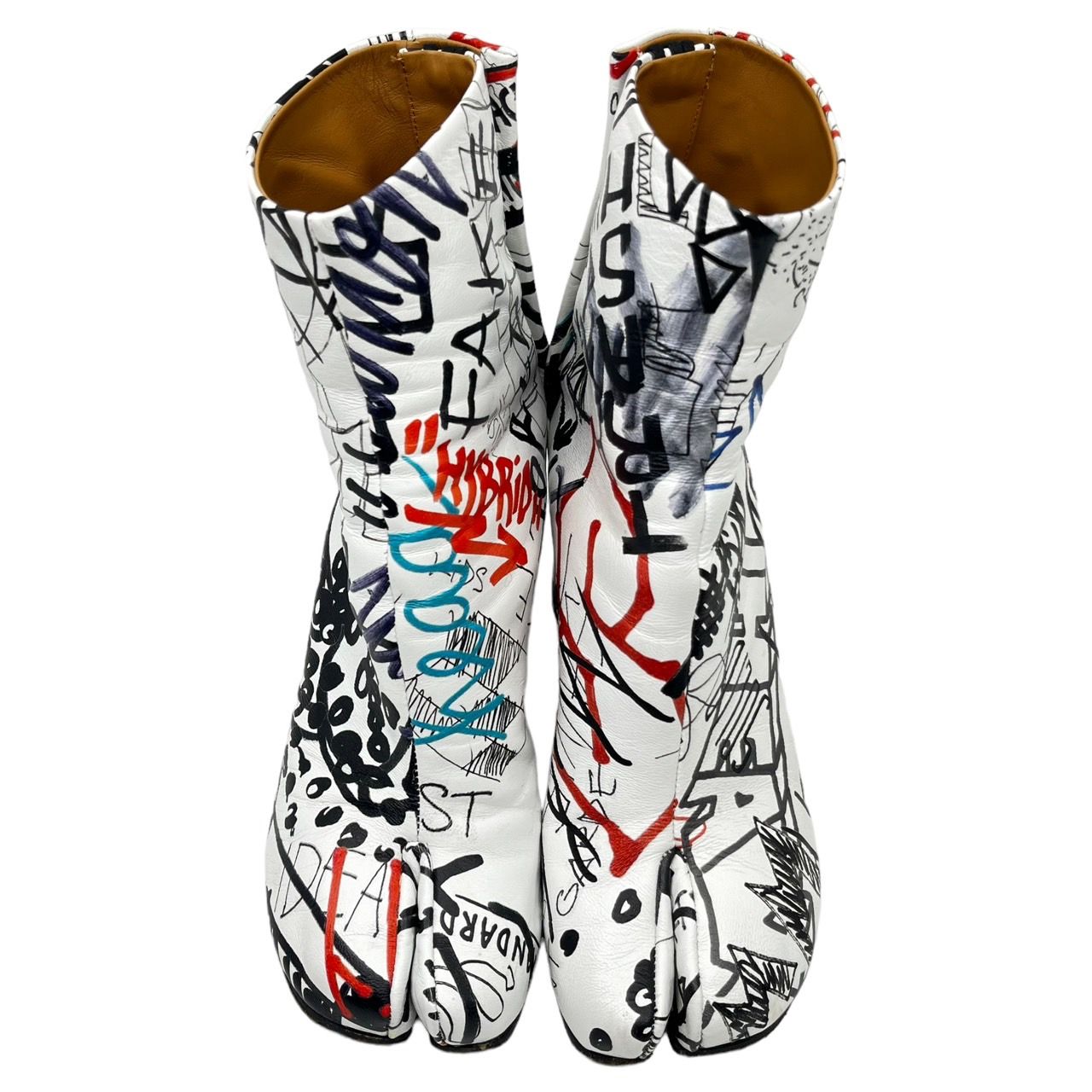 MAISON MARGIELA(メゾンマルジェラ) Graffiti Tabi boots/落書き足袋ブーツ/グラフィック S58WU0260  SIZE 36(23.0cm) ホワイト×マルチカラー - メルカリ