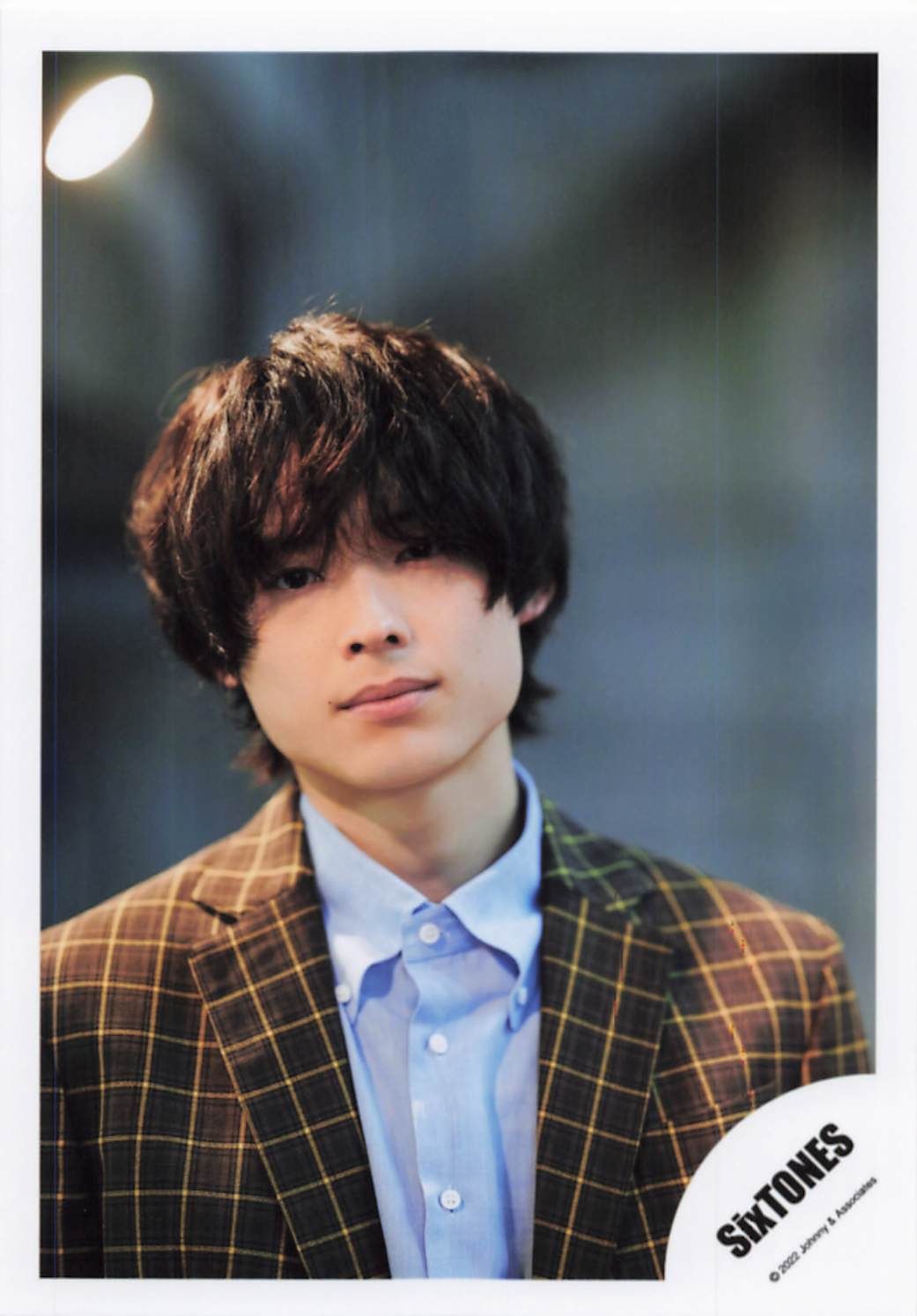 SixTONES 松村北斗 公式写真 SixTONES 22年ポートレートシリーズ 松村北斗 公式写真*1枚 - メルカリ