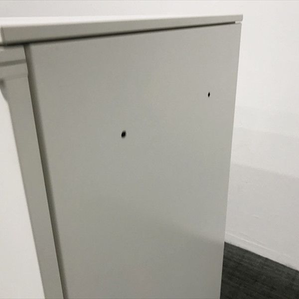 スチールキャビネ