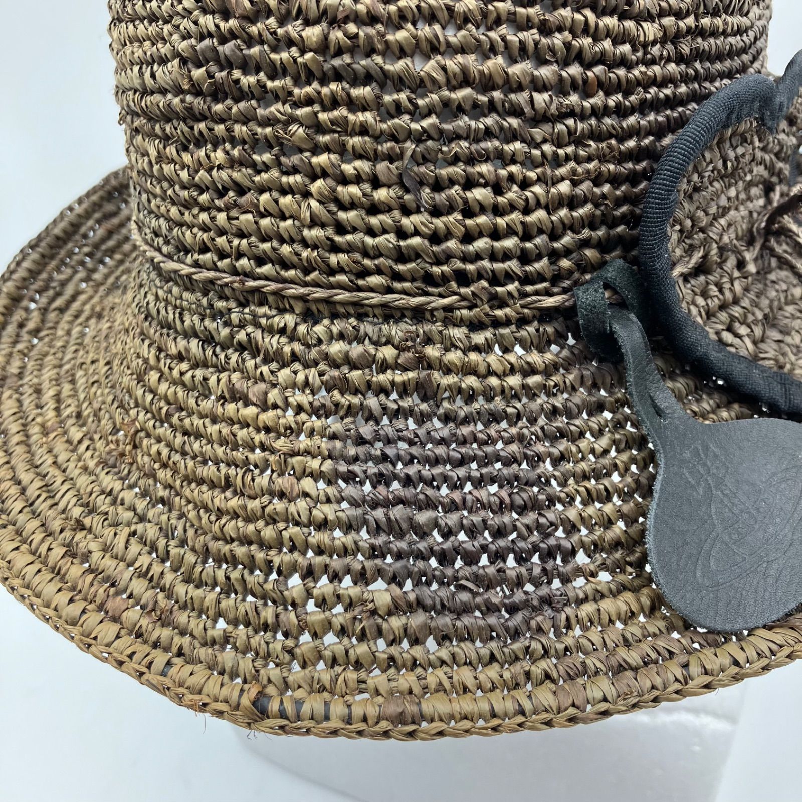 VivienWestwood 麦わら　帽子 Vivienne Westwood 麦わら帽子 宇宙船刺繍付き - メルカリ
