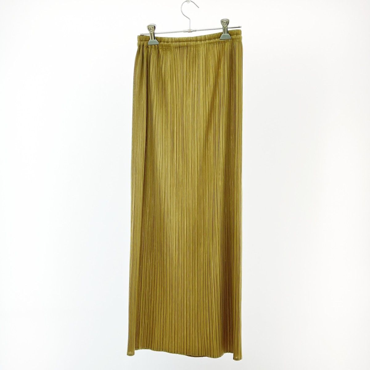 美品♡プリーツプリーズ/イッセイミヤケ/プリーツロングスカート/カーキ 8657 プリーツプリーズ イッセイミヤケ ロングスカート カーキ