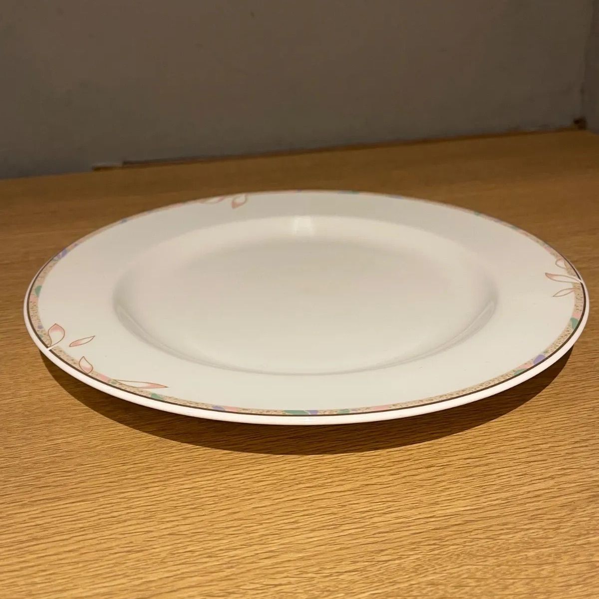 ノリタケ ボーンチャイナ 平皿