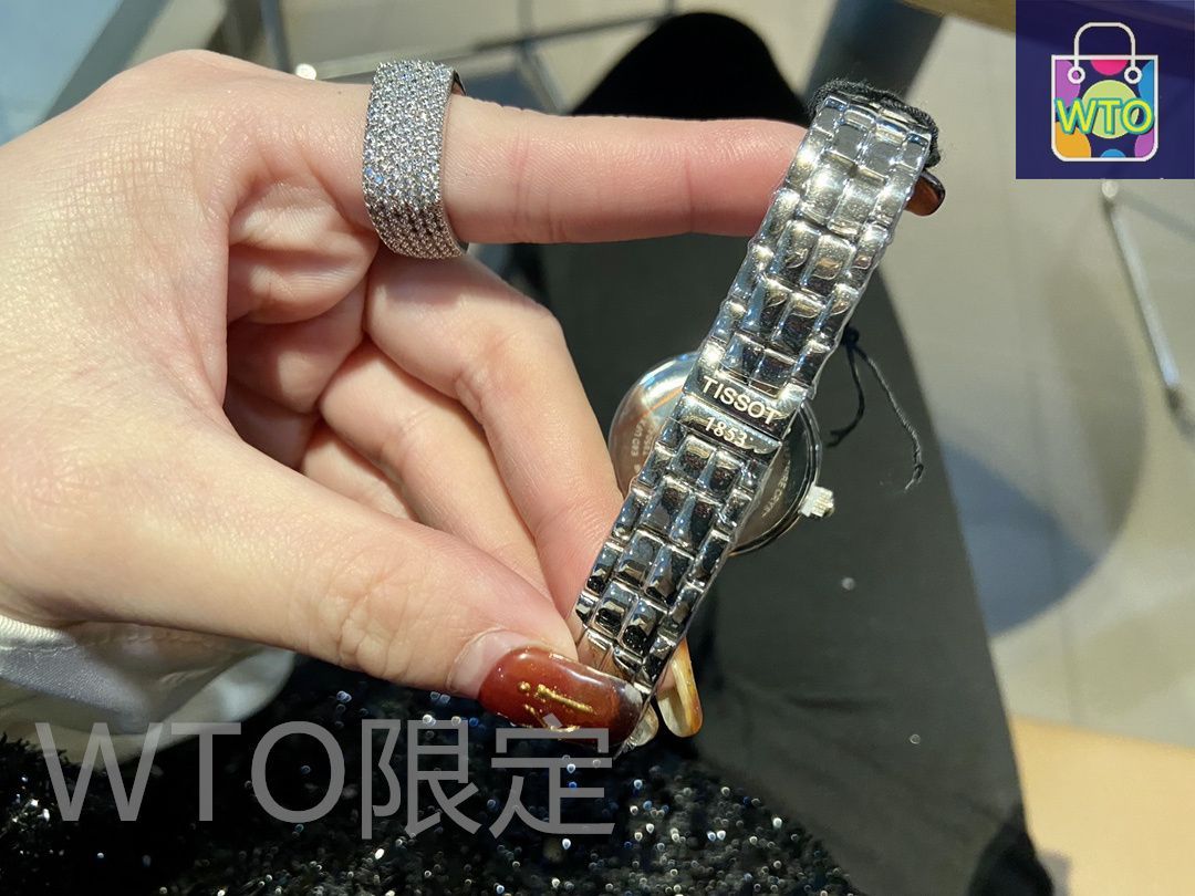 【稼動/未使用級】TISSOT フラミンゴ シェル文字盤 レディース 腕時計 稼動/未使用級】TISSOT フラミンゴ シェル文字盤 レディース 腕時計