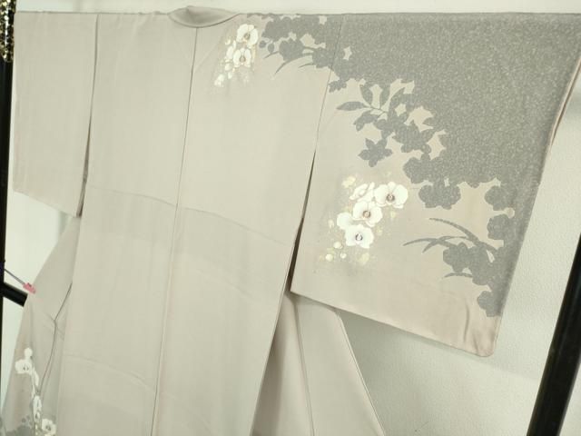 平和屋着物■極上　訪問着　作家・松居応太　駒刺繍　胡蝶蘭　灰桜色地　金彩　逸品　未使用　DZAA9118kh5 平和屋着物□極上 訪問着 作家・松居応太 駒刺繍 胡蝶蘭 灰桜色地 金彩