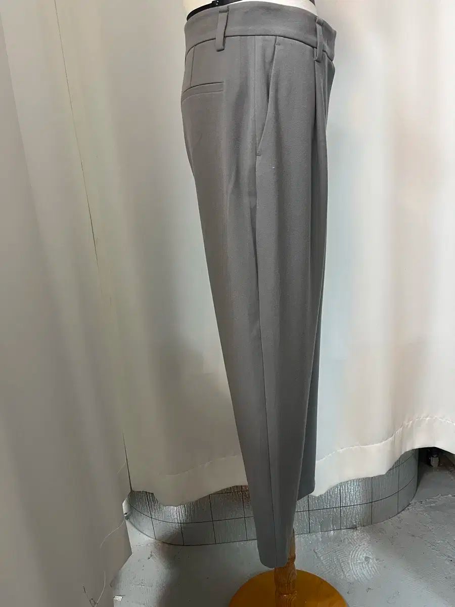 2020 年制度 グレー ワイド スラックス パンツ