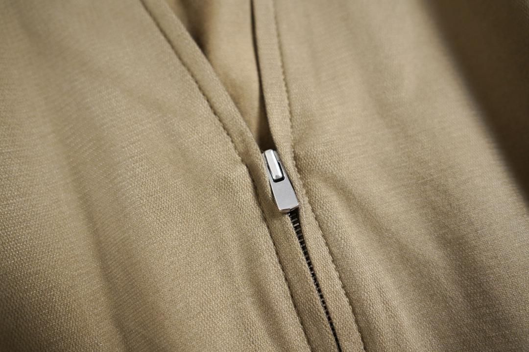 392y トゥモローランド