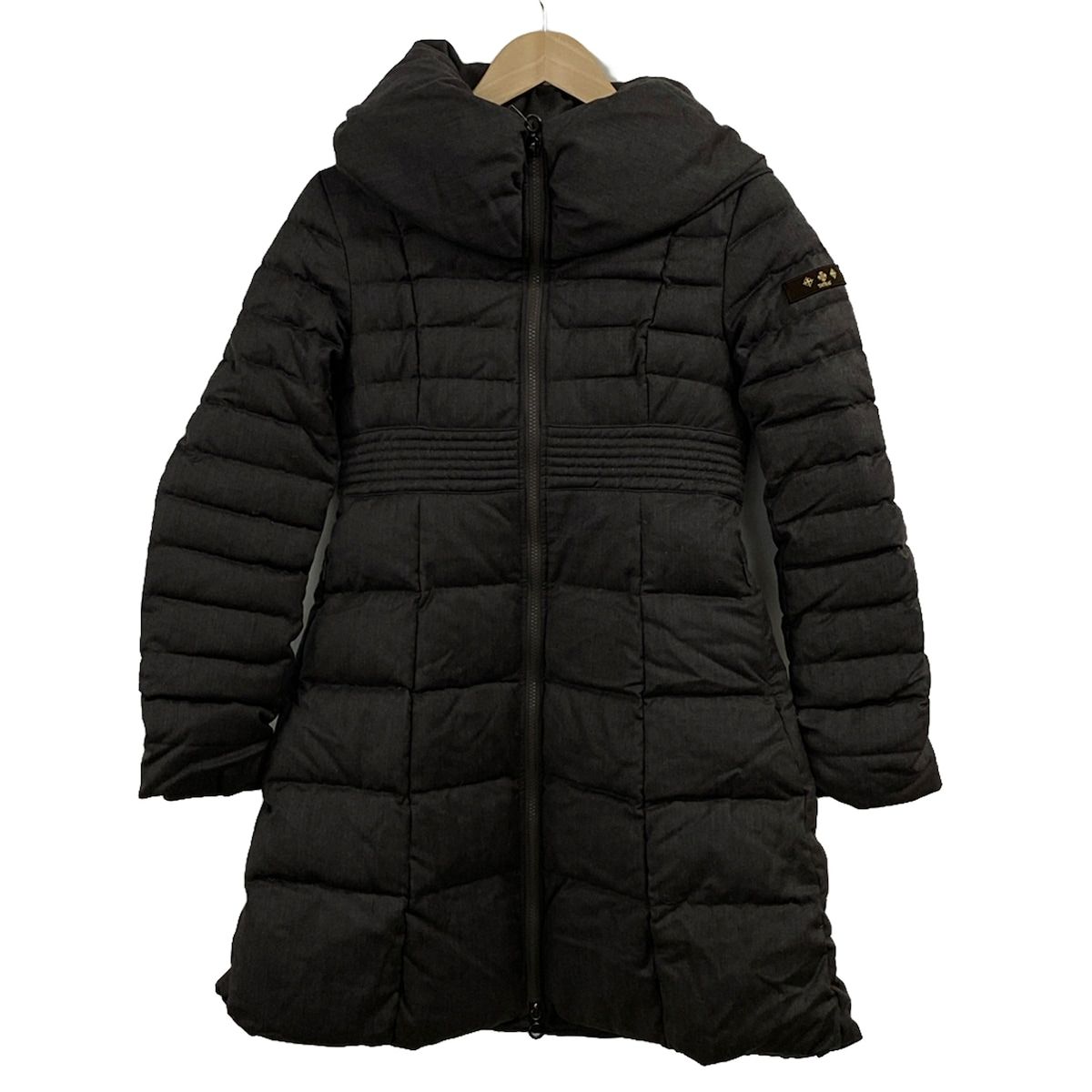 TATRAS フード付きダウンジャケット ダークグレー TATRAS ダークグレー フード付きダウンジャケット タトラス(TATLAS